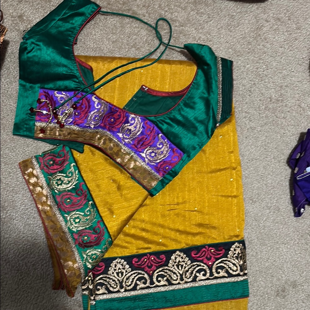 Elegant Green and Gold Saree